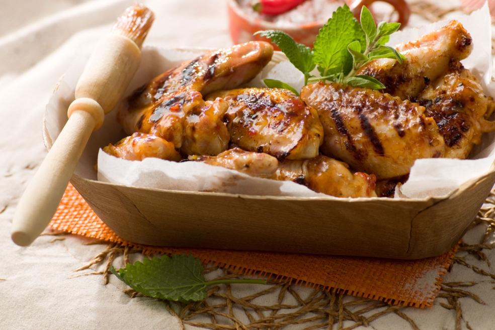 Poulet grillé, marinade d'abricots et piment