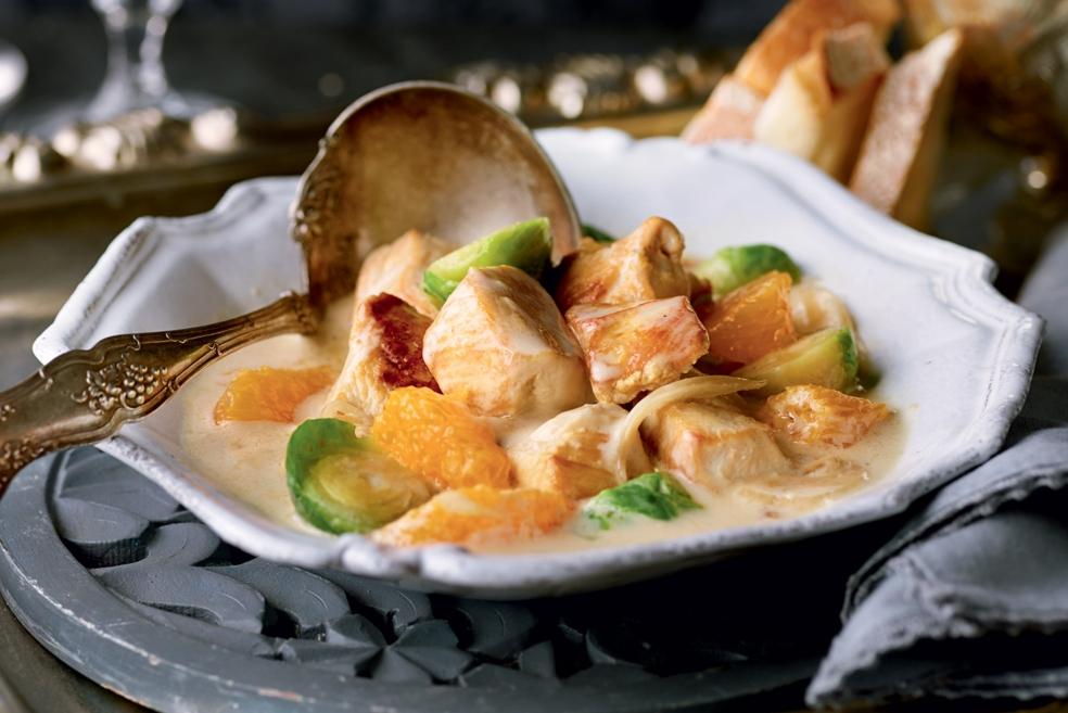 Sauté de poulet aux choux, sauce à l’orange