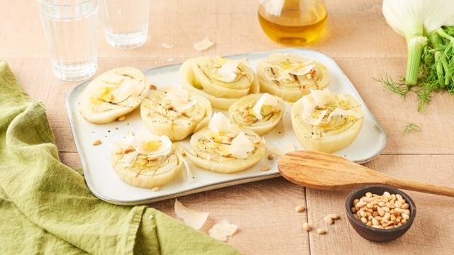 Fenouils grillés au parmesan et pignons
