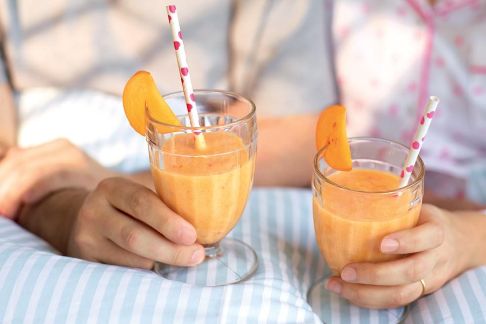 Smoothie au kaki et pamplemousse