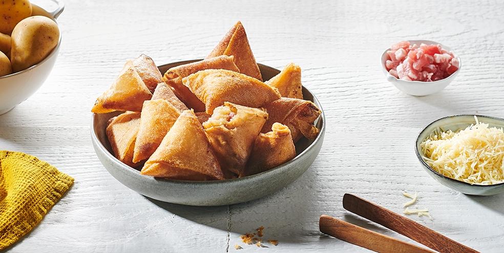 Samoussas lardons, tomme et pommes de terre