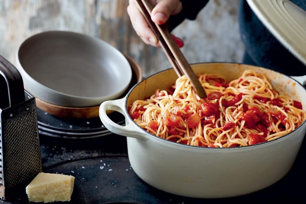 One pot spaghetti à l'arrabiata