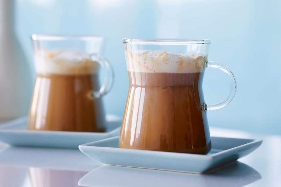 Café à l'orange avec mousse au gingembre