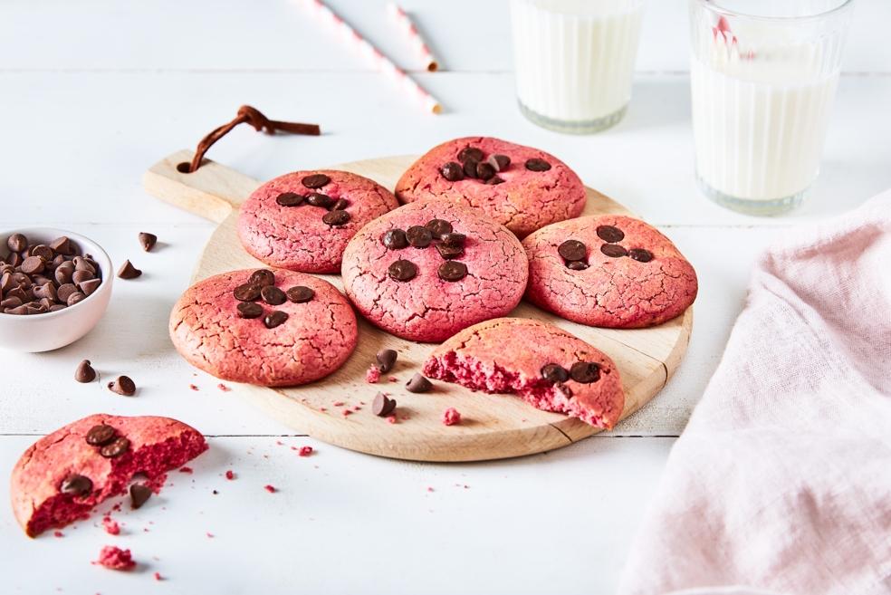 Cookies roses aux pépites de chocolat noir