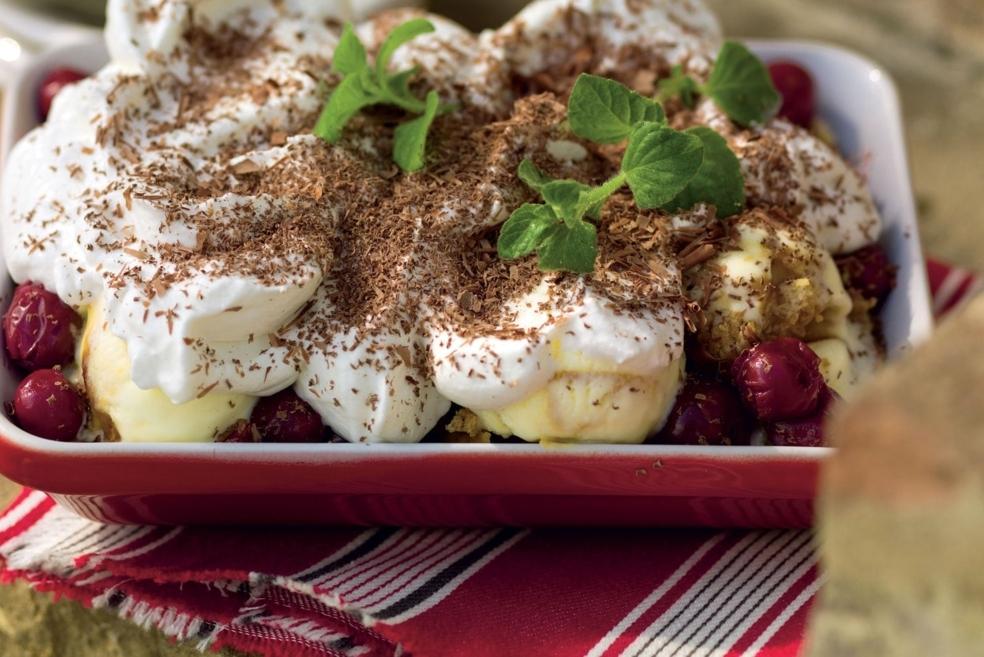 Tiramisu glacé aux cerises