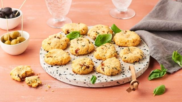 Cookies parmesan et tomates séchées