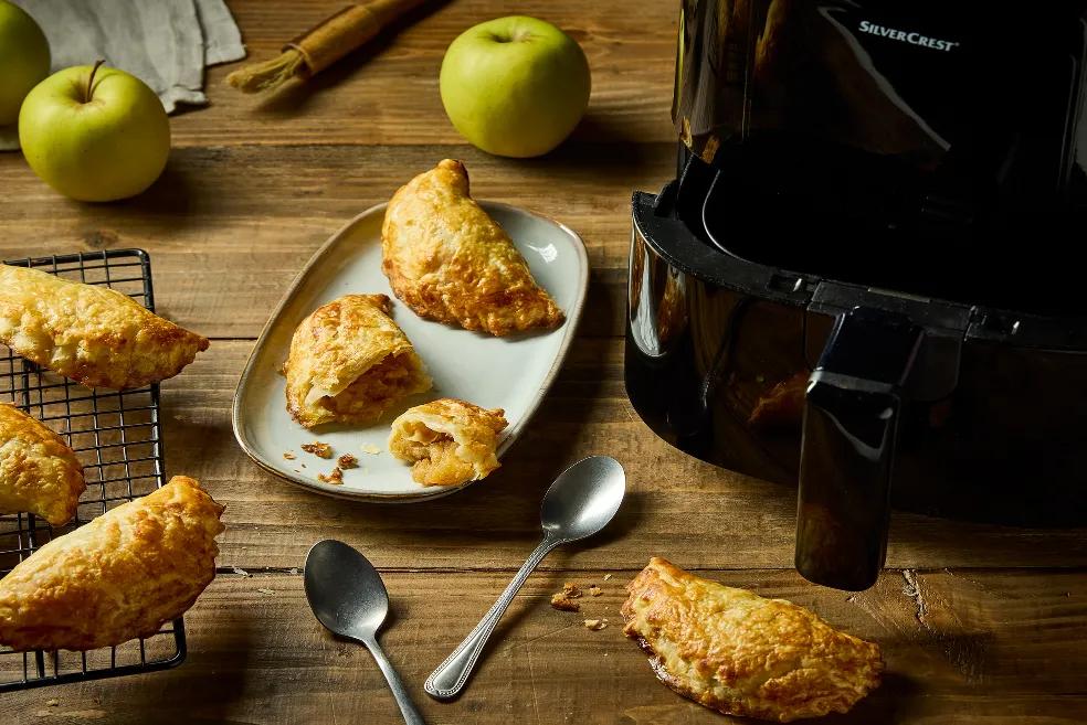 Mini chaussons aux pommes à la friteuse à air chaud