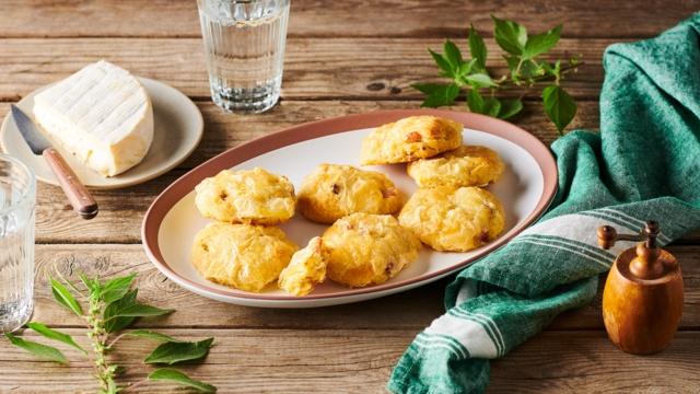 Cookies savoyards au Reblochon et lardons