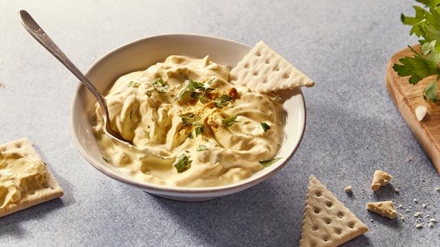 Tartinade de yaourt grec au curcuma
