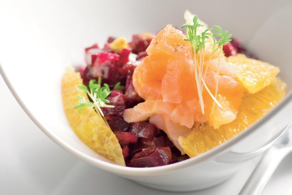 Salade de betteraves, saumon et orange