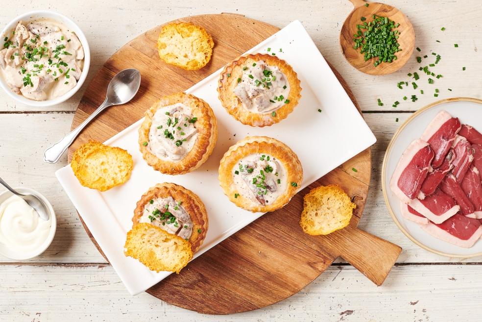 Vol au vent aux cèpes et magret séché