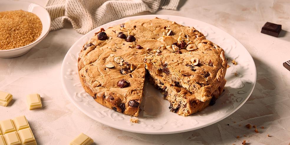 Cookie géant aux trois chocolats