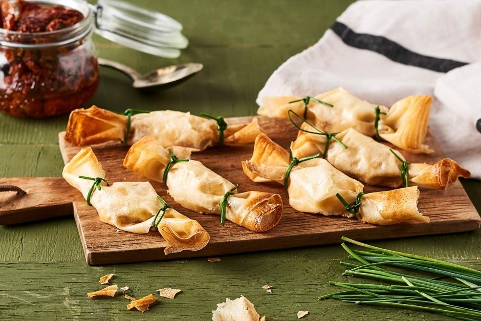 Bonbons croustillants au chèvre et tomates séchées