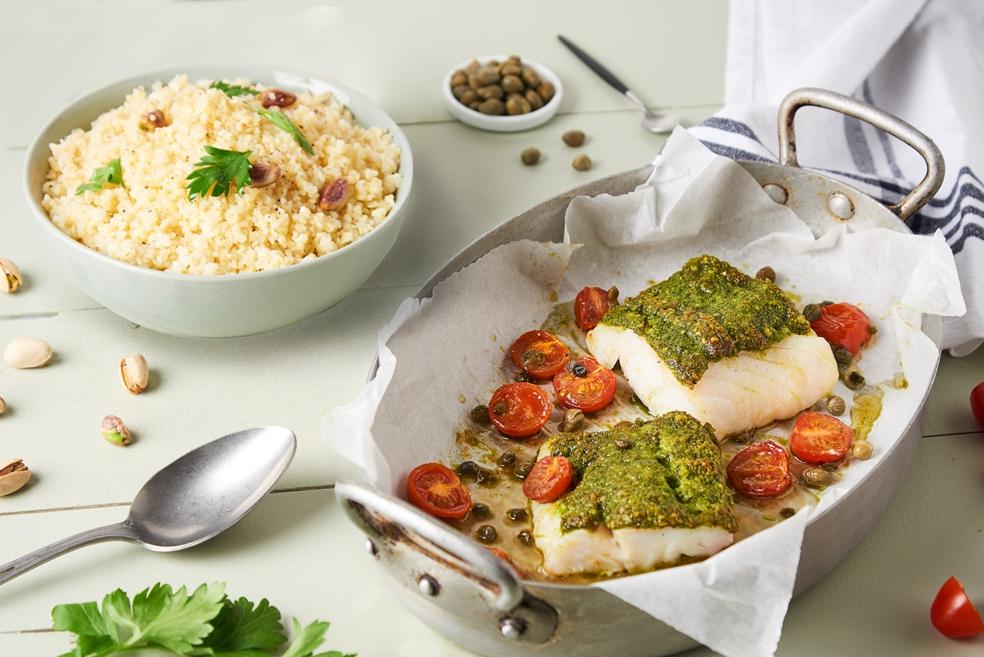 Cabillaud à la pistache, câpres et tomates cerises