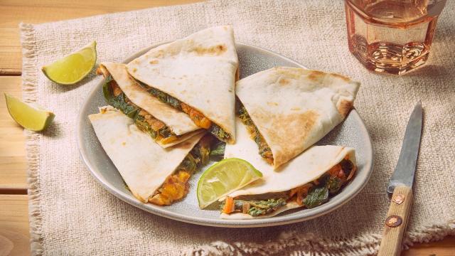 Quesadillas cheddar épinards