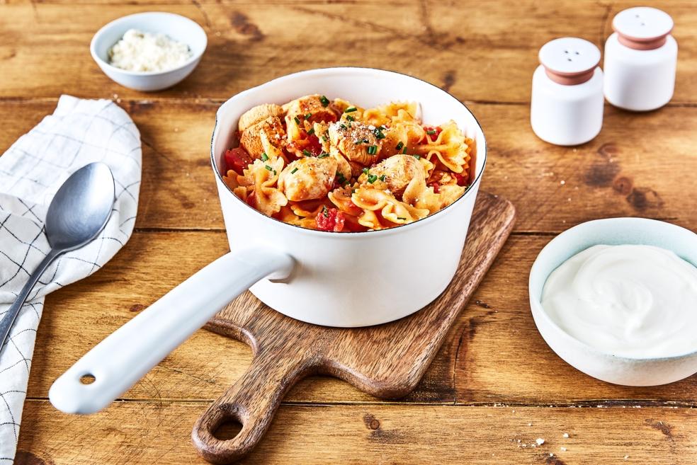 One pot pasta au poulet (sauce au fromage)