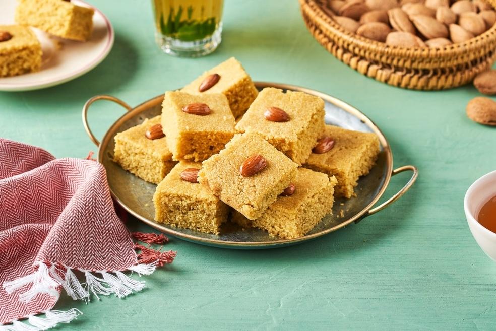 Gâteau de semoule aux amandes - Basboussa