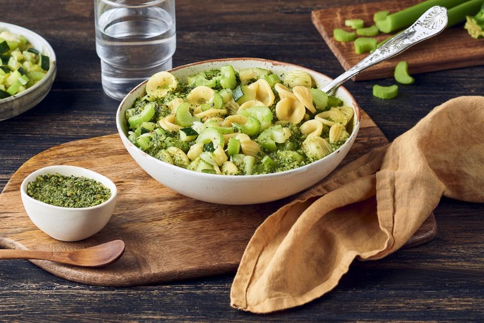 Soupe d'orecchiettes au pesto
