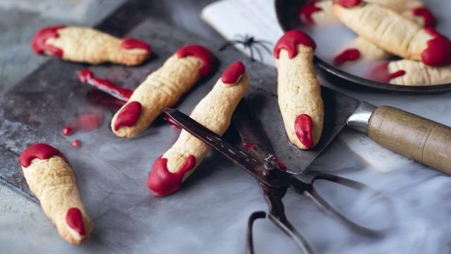 Doigts de sorcière (biscuits aux amandes)
