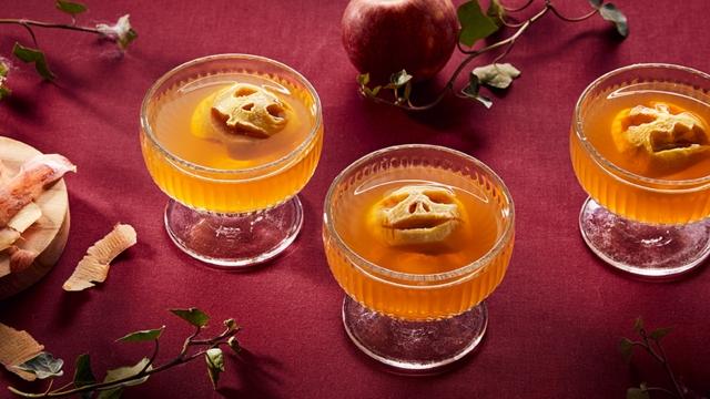 Jus de pommes terrifiant pour Halloween
