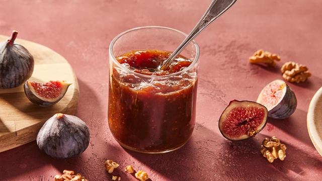 Confiture de figues aux noix
