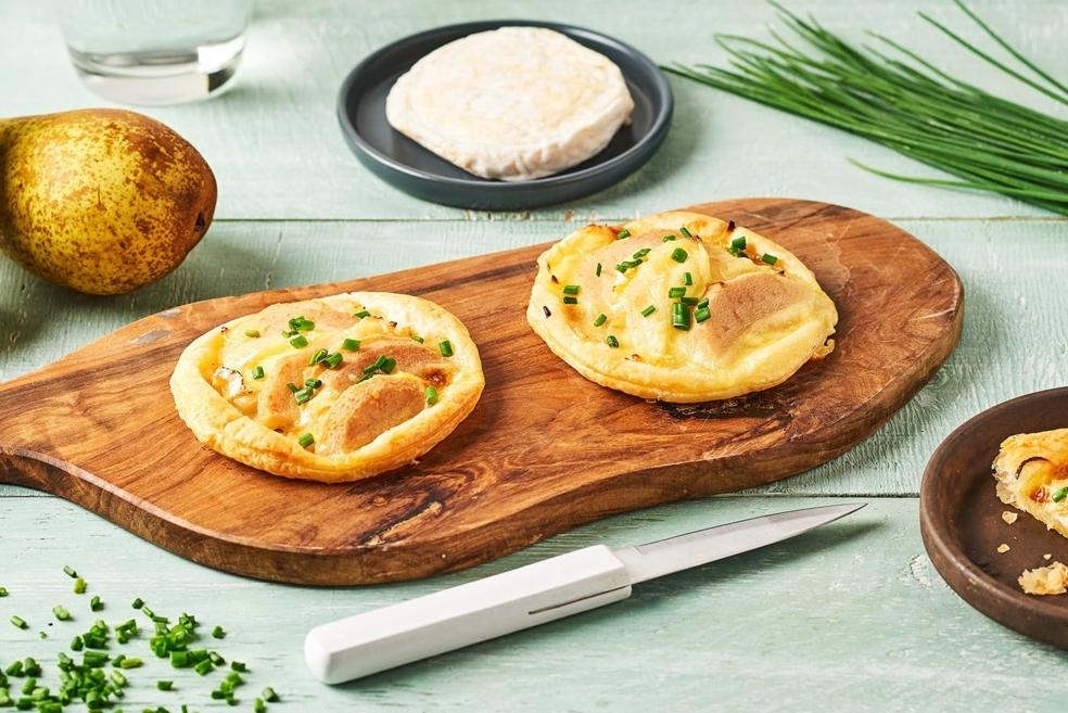 Tartelettes de Saint-Félicien, poires et oignons