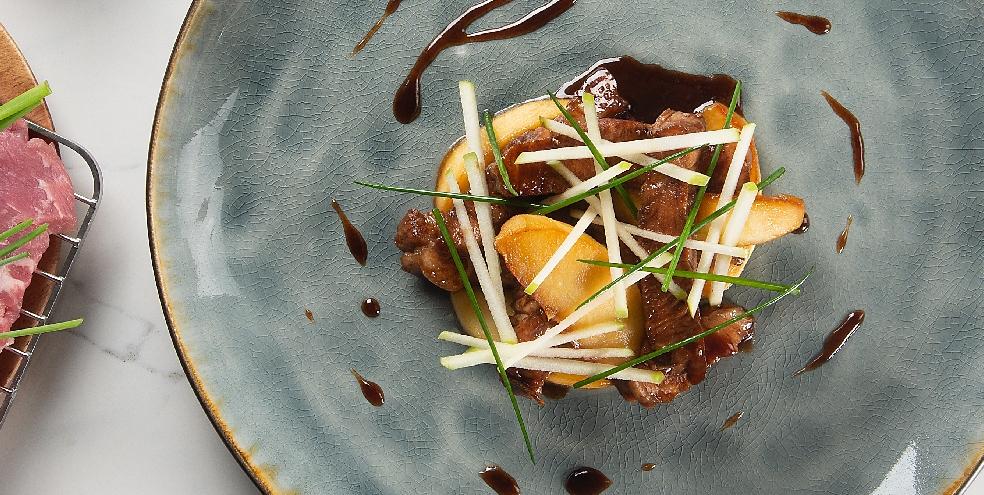 Échine de porc à l’aigre-doux by Thierry Marx