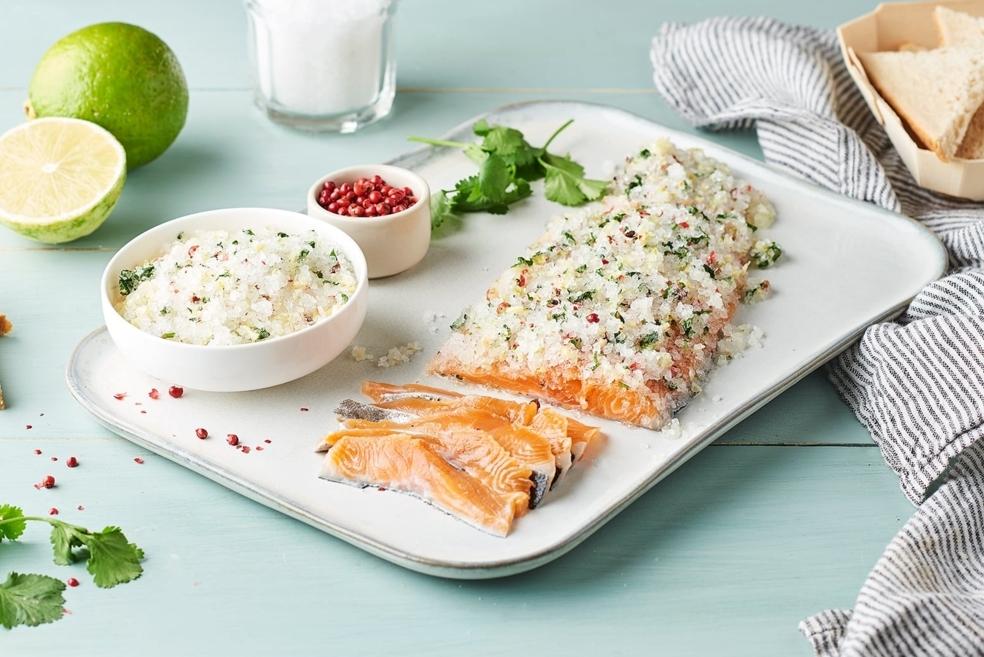 Gravlax de truite au gingembre et citronnelle