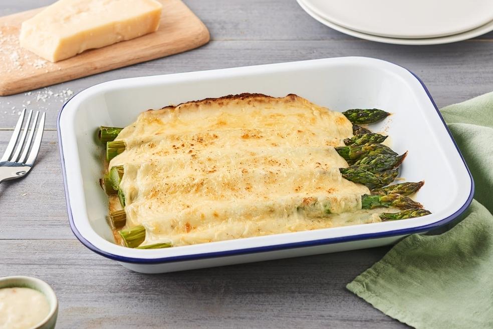 Asperges gratinées au parmesan et à l'emmental