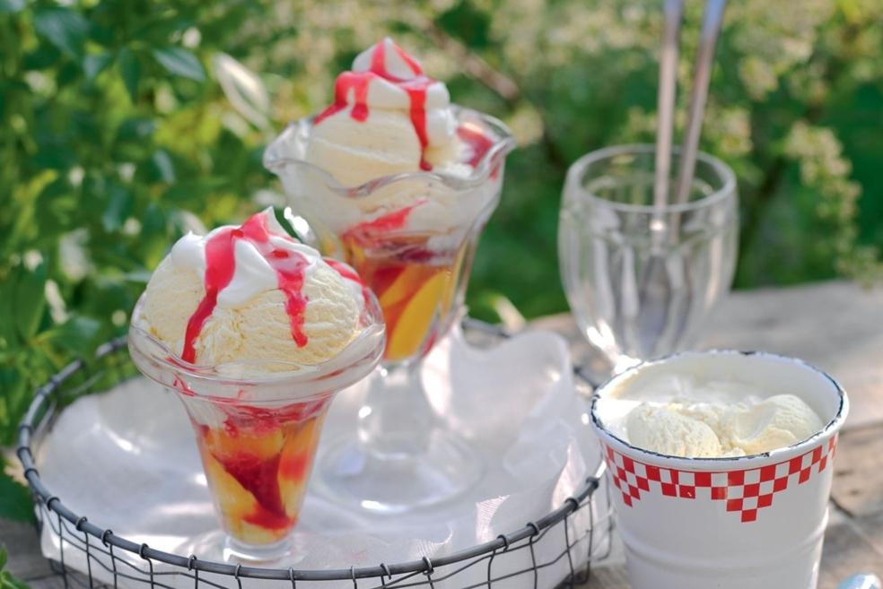 Coupe glacée aux nectarines façon Melba