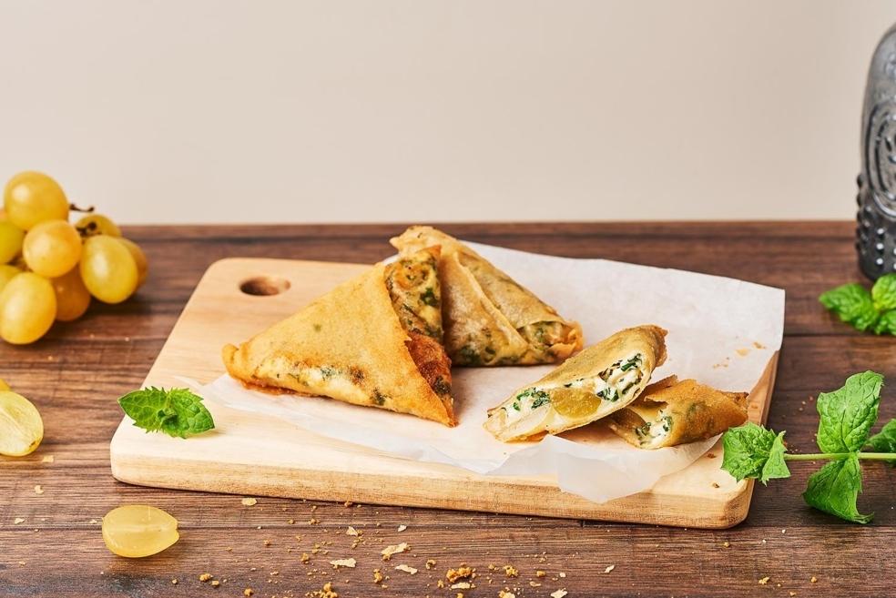 Samoussas chèvre-raisin-menthe