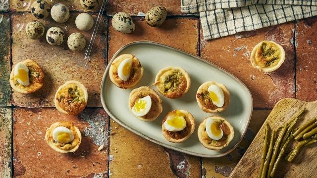 Mini quiches asperges et œufs de caille