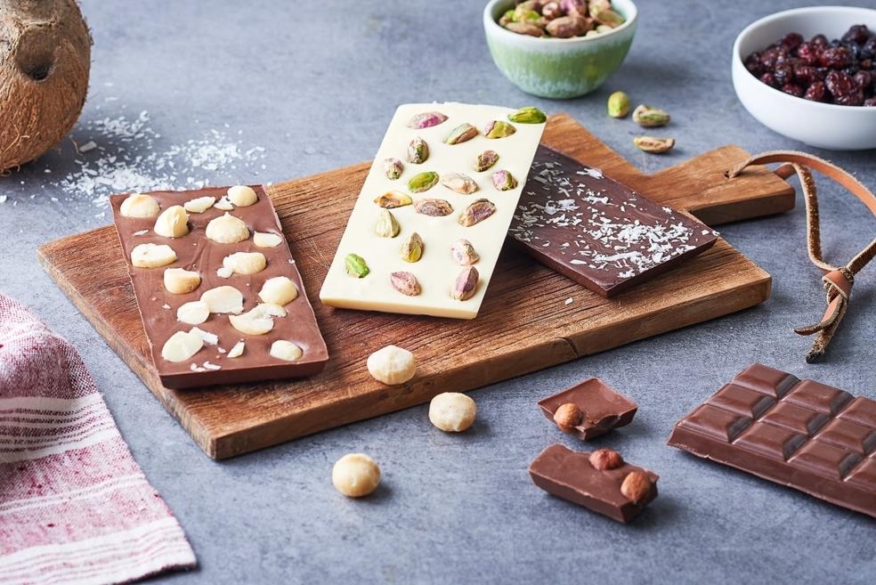 DIY - faire ses tablettes de chocolat avec des fruits secs