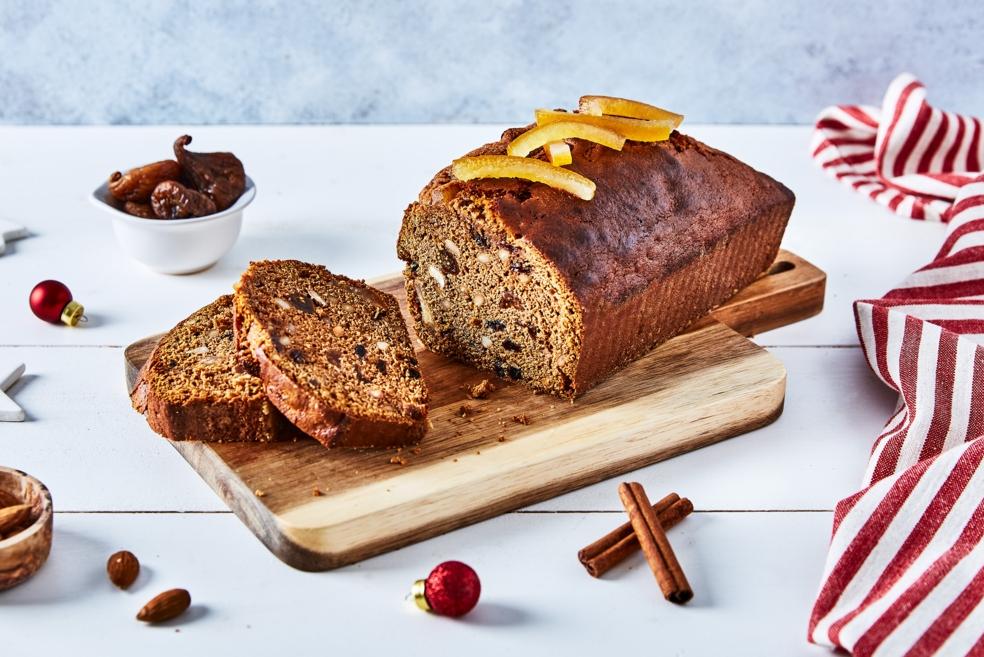 Pain d'épices aux fruits secs et orange confite