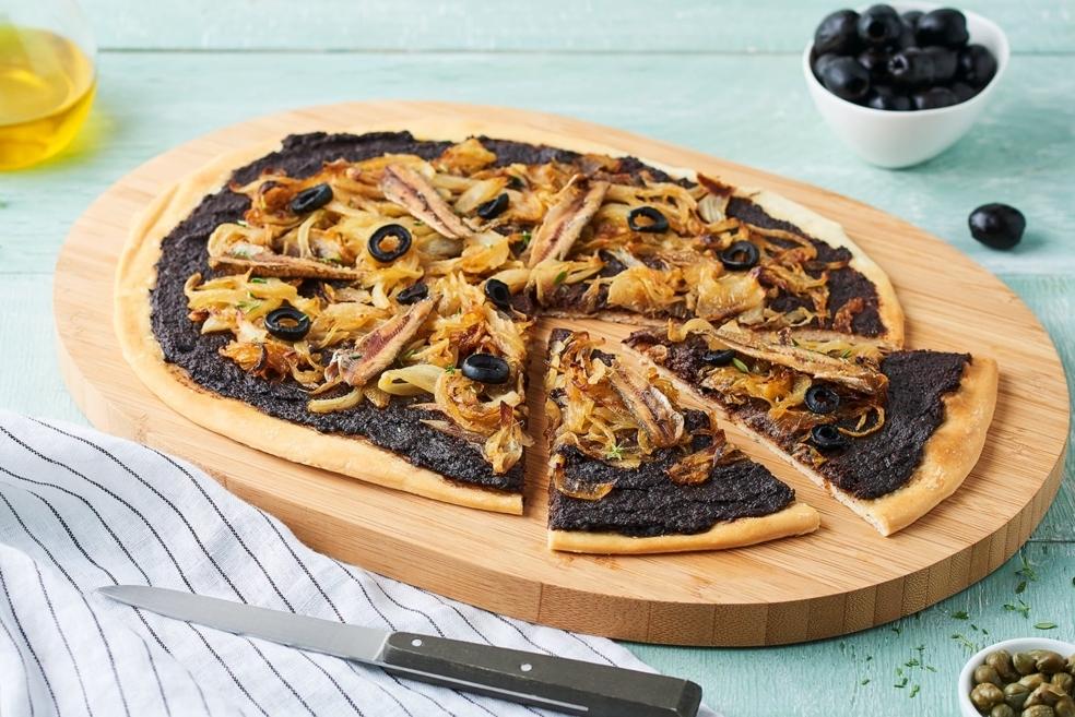 Pissaladière à la tapenade