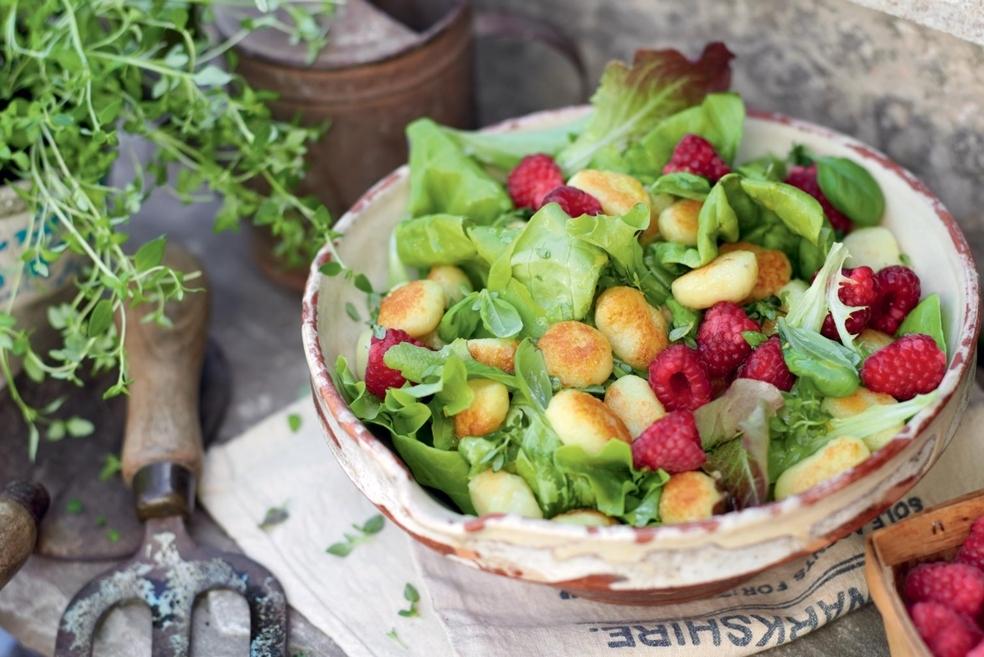 Salade de gnocchis aux framboises et citron