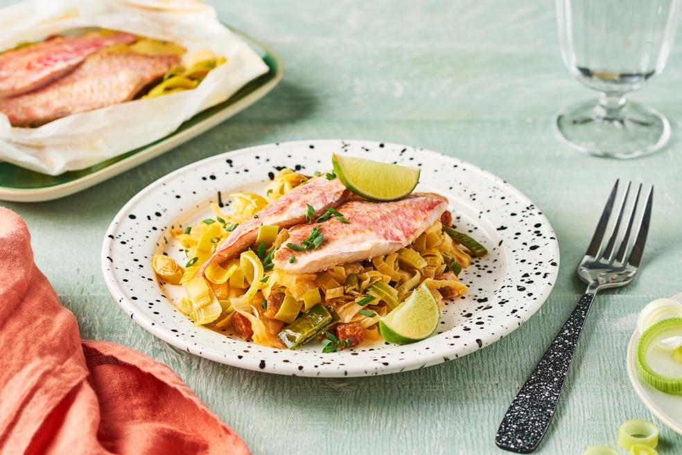 Papillotes de rougets aux poireaux et au chorizo