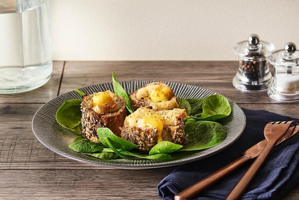 Mouillettes d’œufs cocottes au Morbier