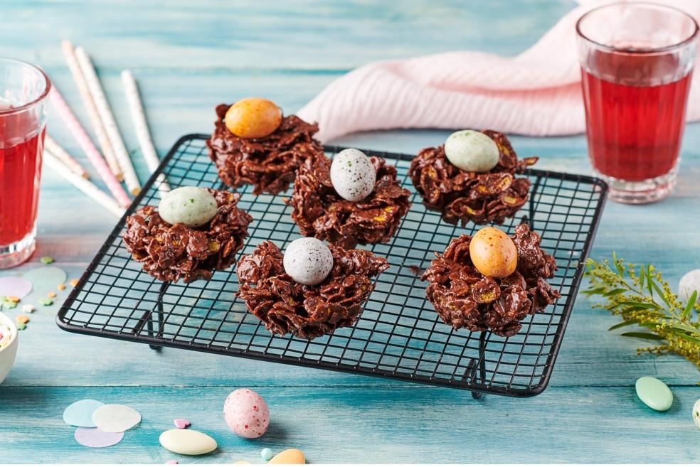 Roses des sables, nid de Pâques au chocolat noir