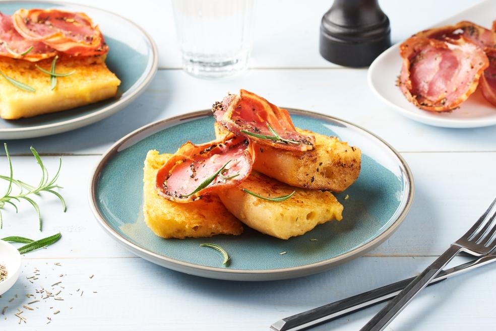 Pain perdu au beurre de romarin, pancetta grillée