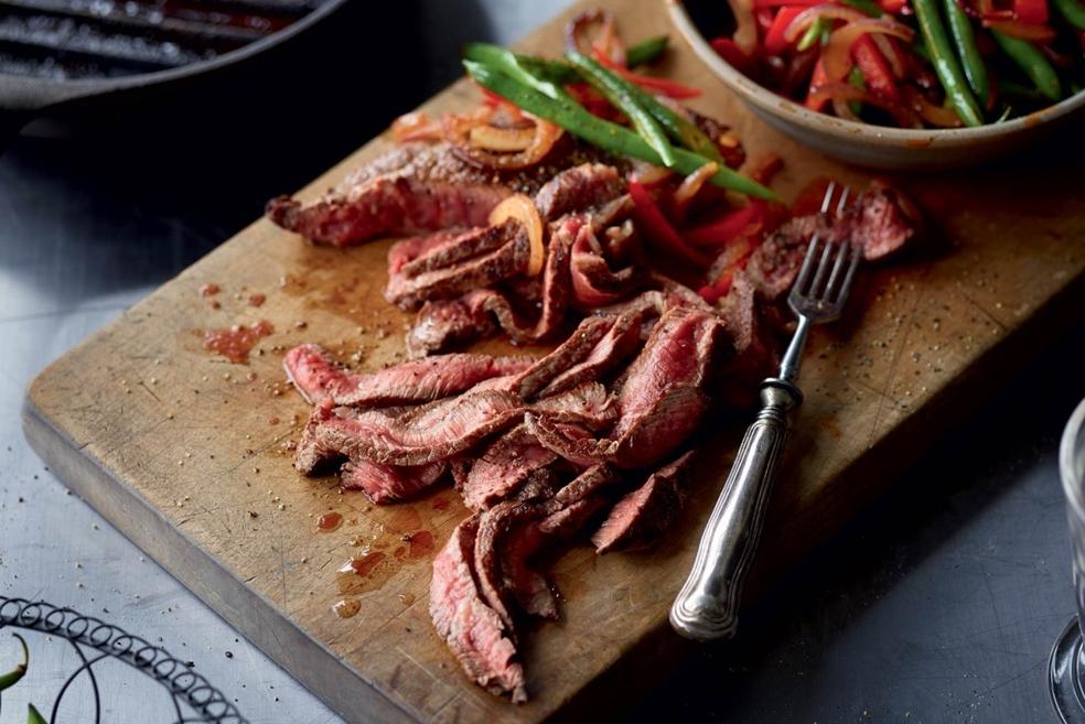 Steaks et haricots verts à la mexicaine