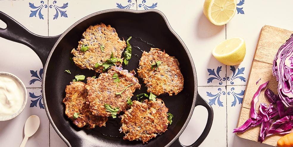 Galettes de chou-rouge et carottes au yaourt