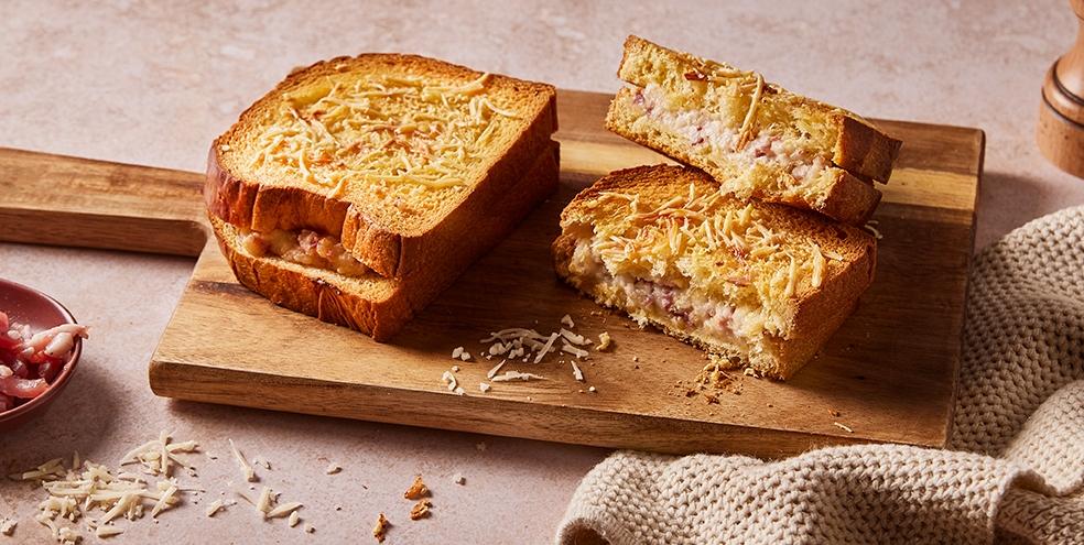 Croque-monsieur brioché aux lardons