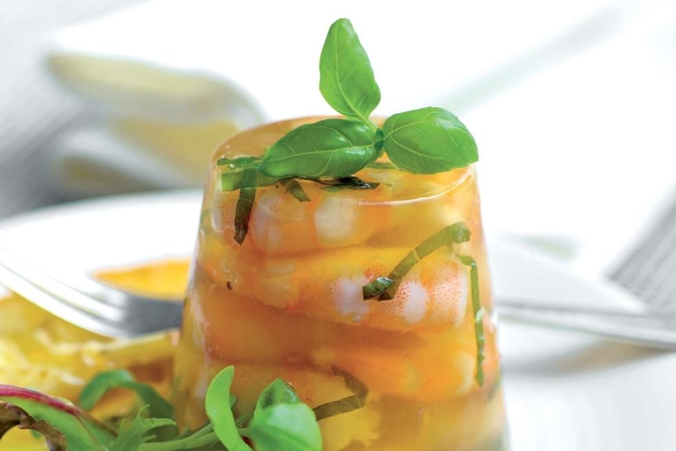 Gelée de crevettes au basilic