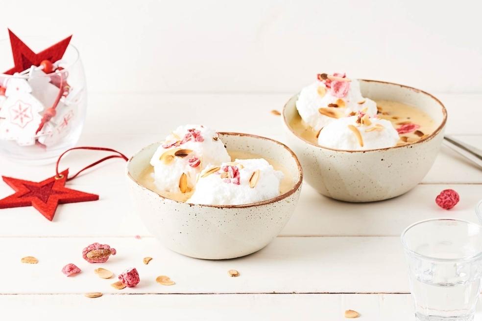 Iles flottantes aux pralines roses