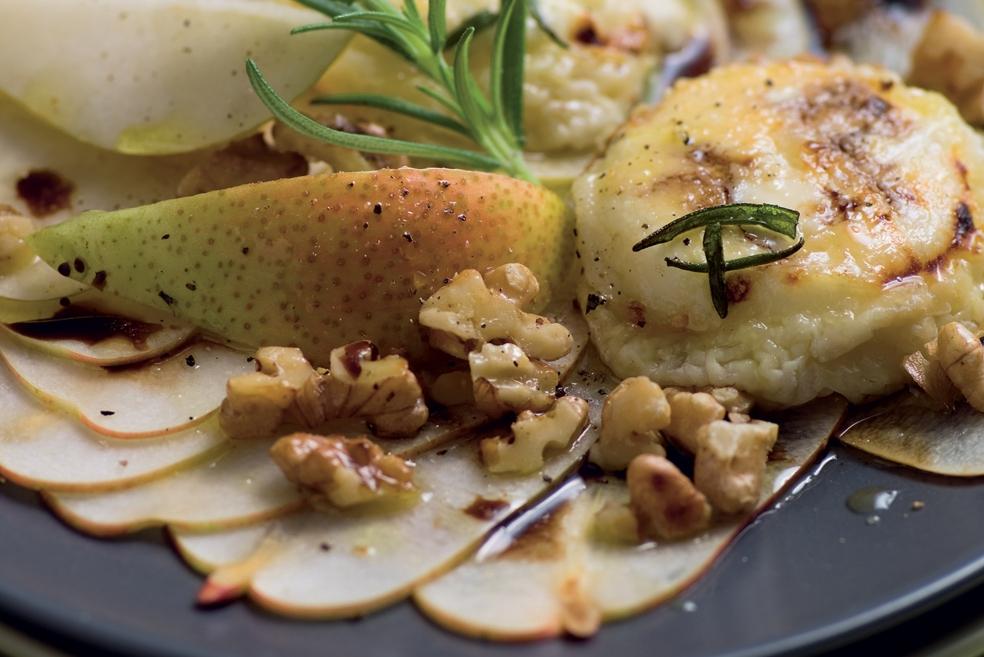 Carpaccio de poires gratiné au chèvre