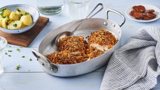 Dos de cabillaud en crumble de chorizo et parmesan