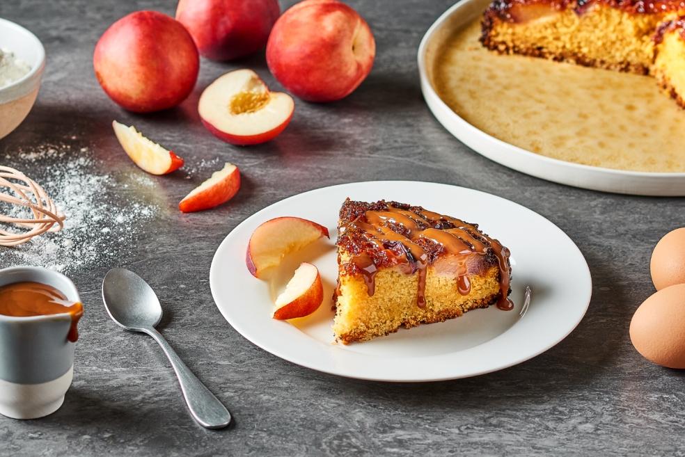 Gâteau renversé à la vanille et aux nectarines