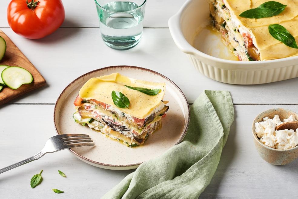 Lasagnes froides aux légumes d'été et crème à la ricotta