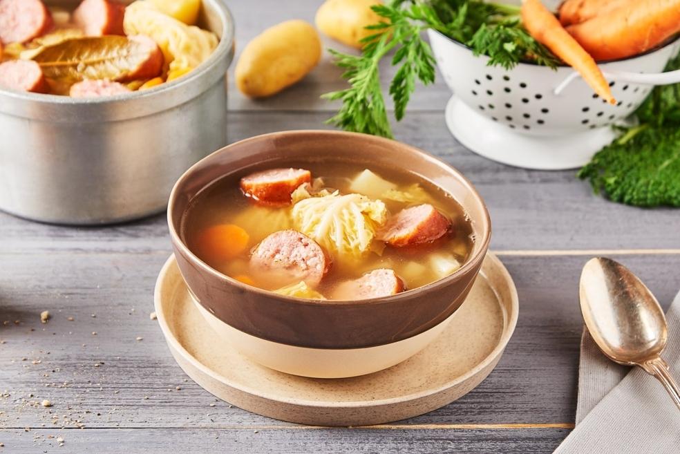 Soupe paysanne au choux vert